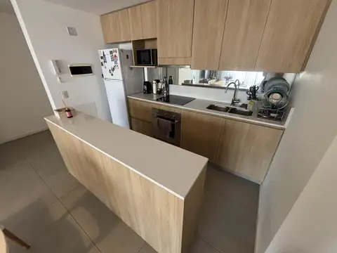 Departamento en Venta en Olivos Vias/Rio, USD 235.000