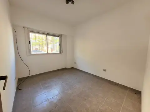 Departamento en Venta en Santos Lugares, USD 43.000