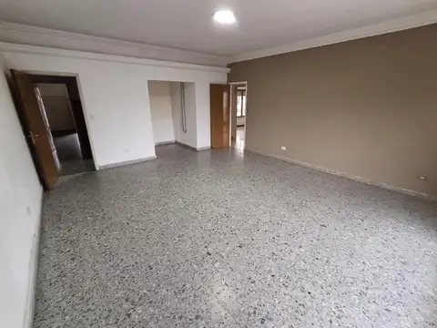 Casa en Alquiler en Barrio Don Bosco, $ 1.300.000