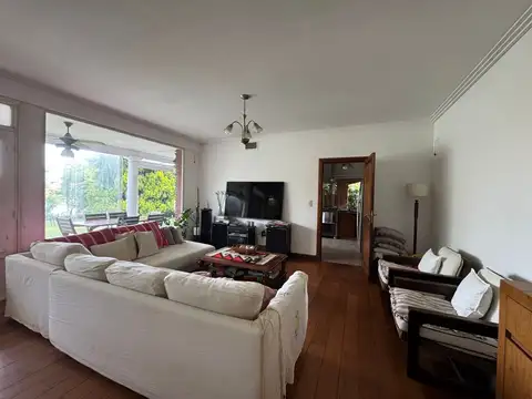 Casa en Venta al Oeste