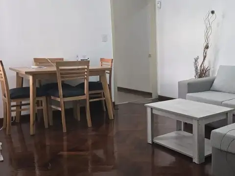 Av Juan B Justo 4200 Caballito 2amb U$75.000