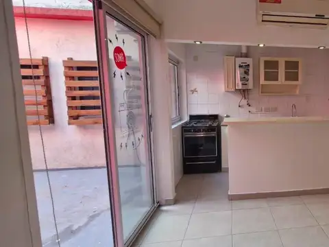 Depto Tipo Casa en Alquiler 32 años