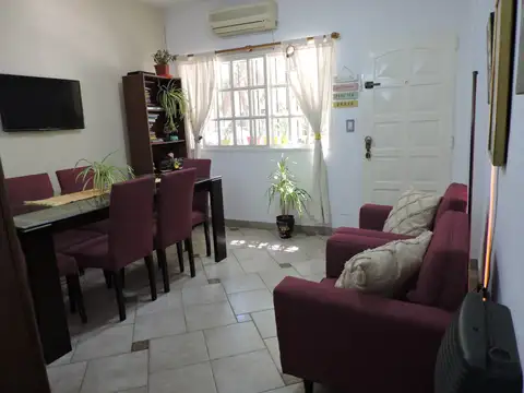 Depto Tipo Casa en Venta de 1 dormitorio
