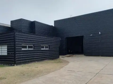 Venta - Galpón - Cañada de Gomez
