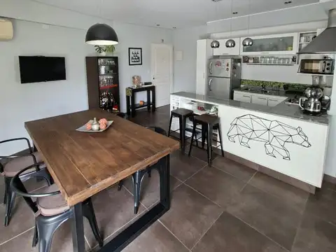 Departamento 3 ambientes con 2 baños