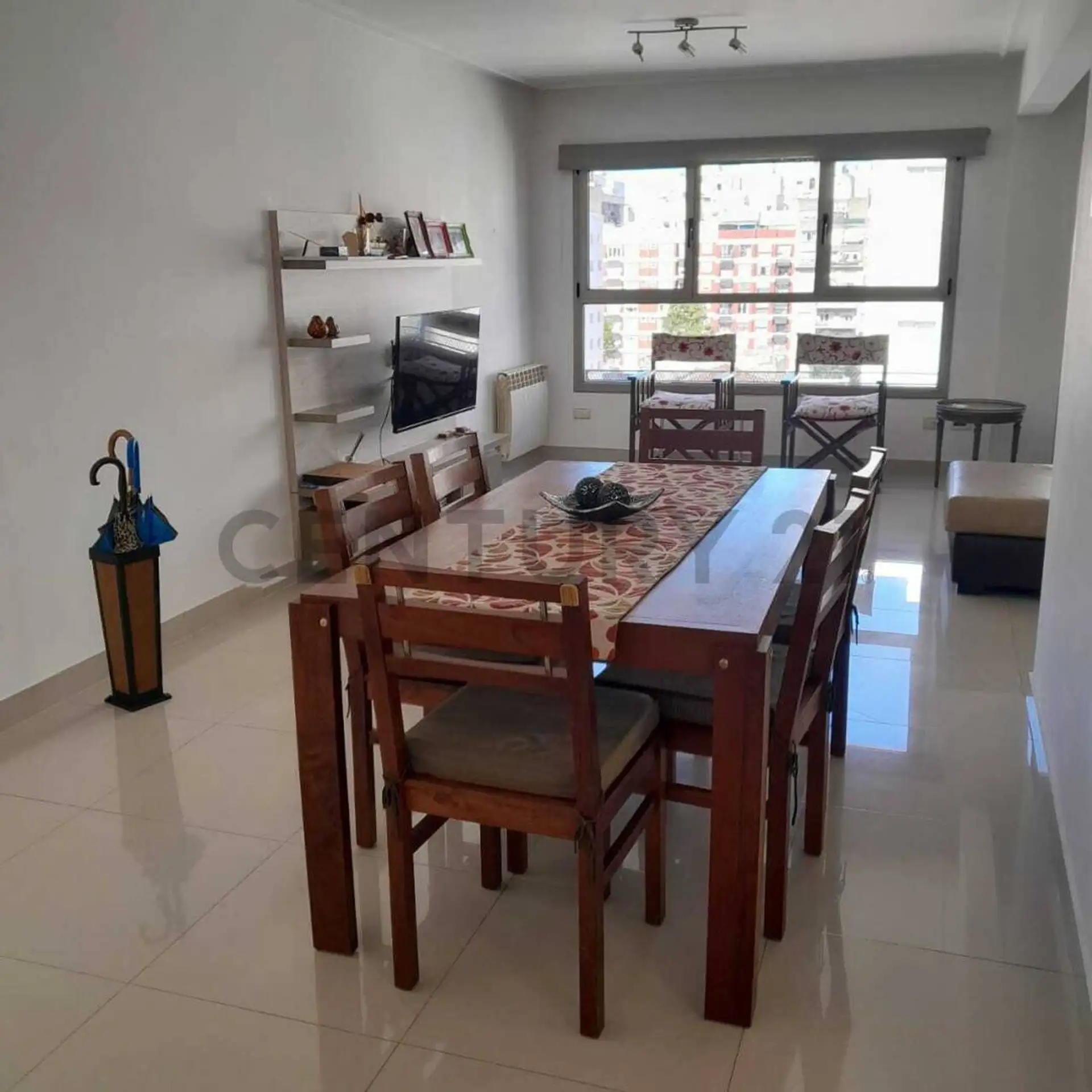 Vendo departamento de 3 ambientes zona Centro