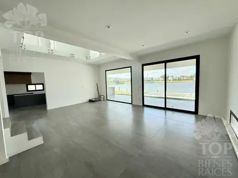 Casa en Alquiler A Estrenar