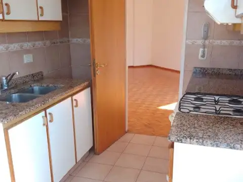 Departamento en Alquiler con 1 cocheras