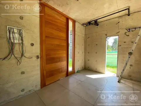 Casa 5 ambientes con 2 baños