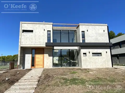 Casa a estrenar en Venta de 5 amb En San Juan Chico Hudson Berazategui - permutas / financiacion