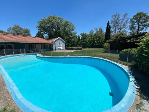 Alquiler Permanente Quinta 3 ambientes con pileta - La Lonja