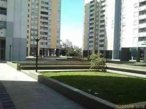 Manuel Estevez Torre 1 100, Piso 16