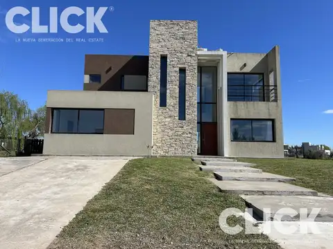 Casa 5 ambientes en alquiler a la laguna en Lagos de San Eliseo