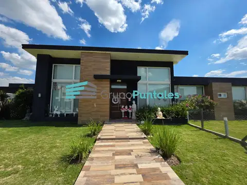 Casa en Venta en Countries y Barrios Cerrados en Esteban Echeverria, Partido de Esteban Echeverría