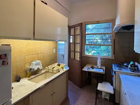 Chalet de 6 Ambientes con Amplio Jardín con Parrilla - José m. Paz 1132, Florida