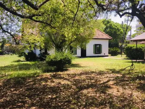 OPORTUNIDAD CASA 4 AMB LOTE 1200M2 USO COMER ESCUCHA OFERTA