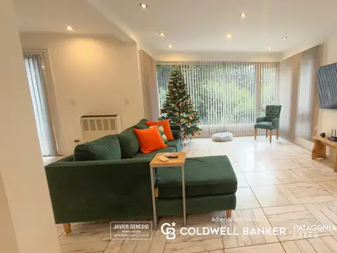 Casa 4 ambientes con 2 baños