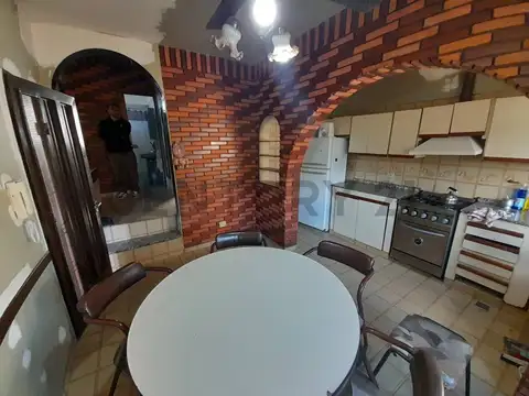 Homero 1500, Piso 0