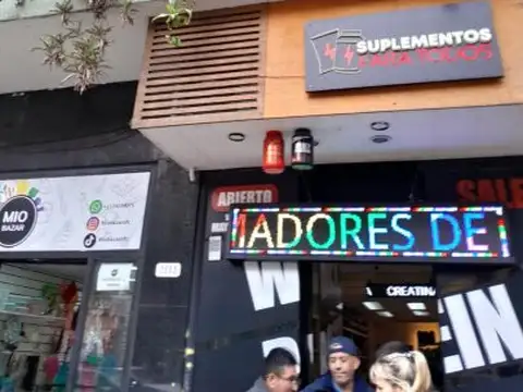 AV. CORRIENTES 2800