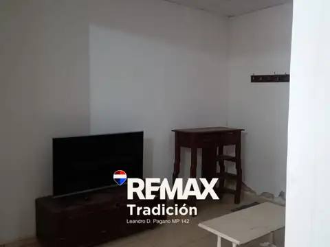 Casa 2 ambientes con 2 baños