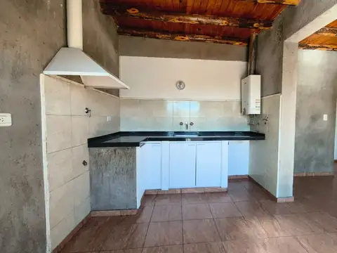 Departamento en Alquiler en Maipú, $ 450.000