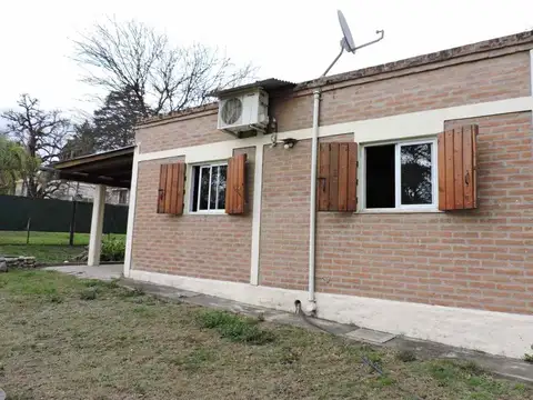 VENTA CASA 2 DORMITORIOS LA BOLSA  + DEPTO