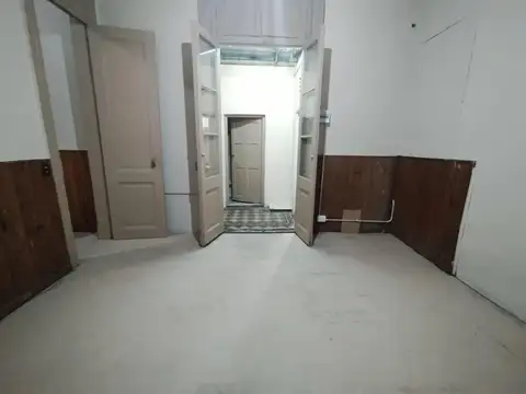 Depto Tipo Casa en Alquiler en Constitución, $ 650.000
