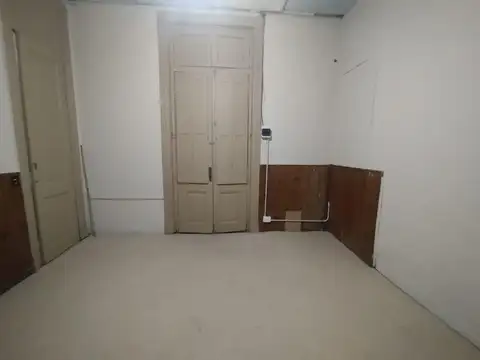 Depto Tipo Casa en Alquiler en Constitucion, $ 650.000