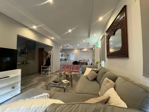 Casa en Venta en Villa Adelina, USD 285.000