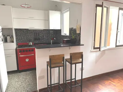 VENTA DPTO 2 AMB -APTO CRED- COCINA RENOVADA- CABA