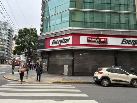 Local en Belgrano. Cabildo esq Gorsotiaga