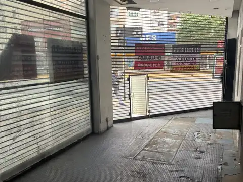 Local en Belgrano. Cabildo esq Gorsotiaga
