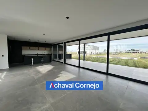 Casa en Venta en Puertos - Barrio Amarras, USD 450.000