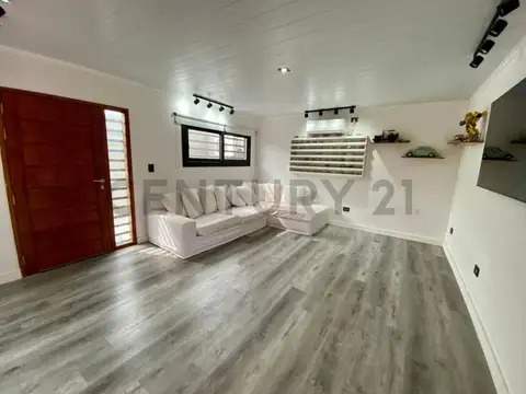 Casa en Venta en Villa Elisa, USD 143.000
