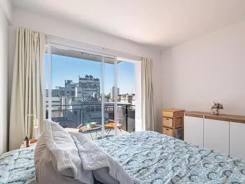 Venta. Monoambiente. Piscina. Ituzaingó y Montes de Oca.