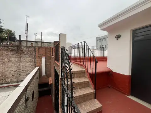 Depto Tipo Casa en Alquiler al Este