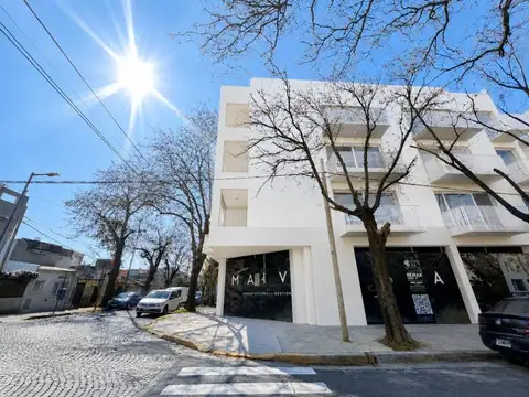 Venta Depto. Monoambiente con balcón, Saavedra.