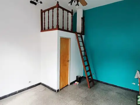 Local en Alquiler en Parque Chacabuco, $ 500.000