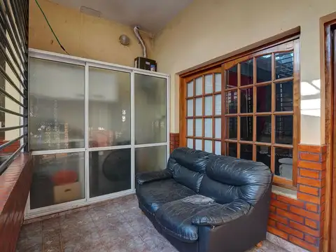 Depto Tipo Casa en Venta de 5 dormitorios