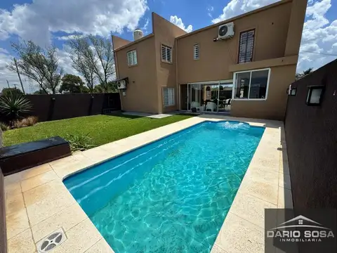 Casa en venta c/ cochera en Belén de Escobar