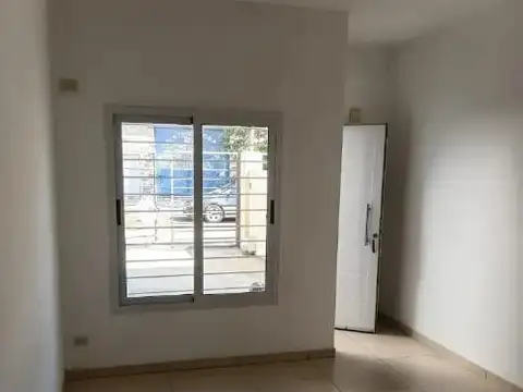 Depto Tipo Casa en Venta en Merlo, USD 90.000