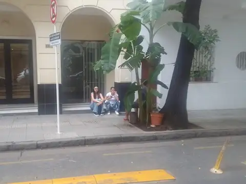 Local en Alquiler - Recoleta