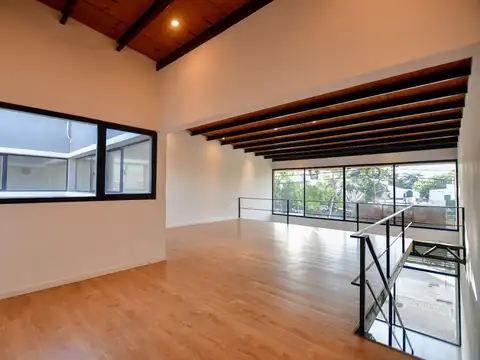 Local en Alquiler en Tolosa, $ 2.200.000