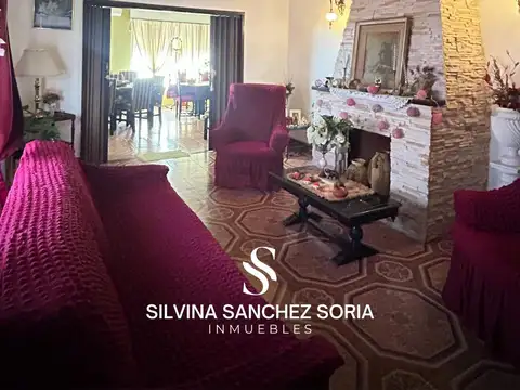 CASA EN VENTA 4 AMBIENTES EN EL CENTRO DE CAPILLA DEL SEÑOR