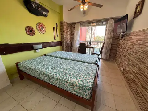 Depto Tipo Casa Monoambiente con 1 baño