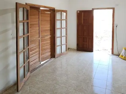 Casa en Venta en Rivadavia, USD 40.000