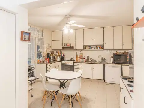 Departamento 5 ambientes con 3 baños