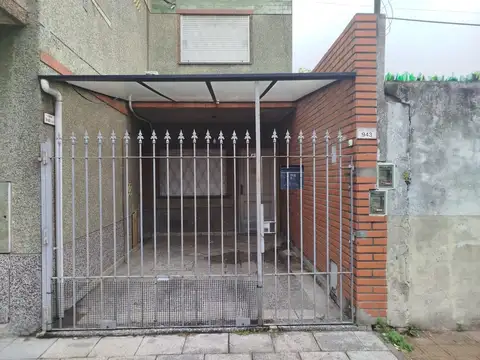 Depto Tipo Casa en Venta en Lomas del Mirador, USD 65.000