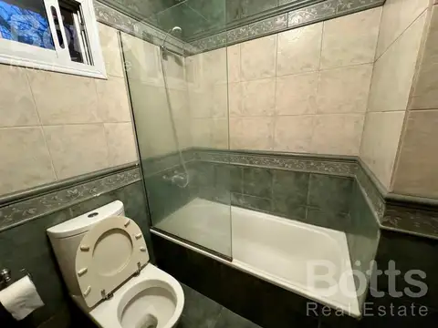 Casa en Alquiler de 3 dormitorios