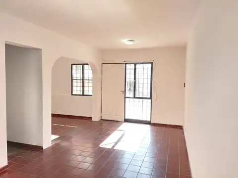 Departamento 4 ambientes con 2 baños